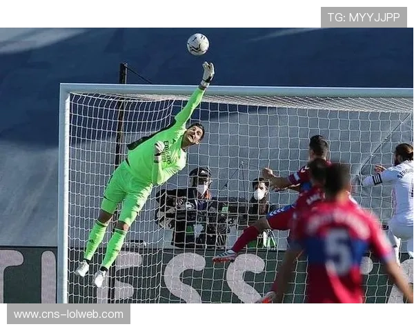 定位球防守漏洞频出，萨索洛3-1佛罗伦萨战术分析