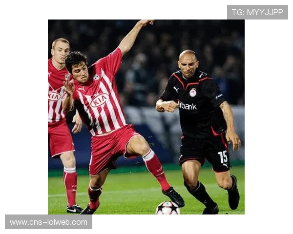 奥林匹亚科斯1-0客胜阿拉木图，希腊冠军严寒天气下稳取三分